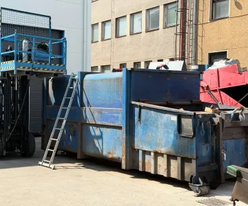 
            Servis strojov a zariadení
    