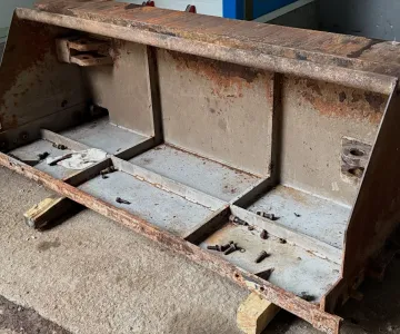 
            Servis strojov a zariadení
    